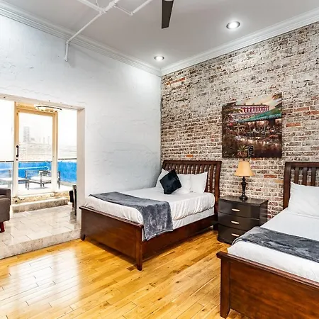 Steps From French Quarter W/ Private Terrace - 12 Guests